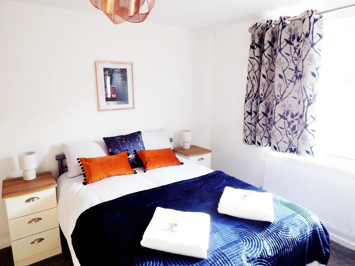 Modern, Well Located En-Suite Rooms With Parking - Orbitat Accommodations Cambridge 0*,