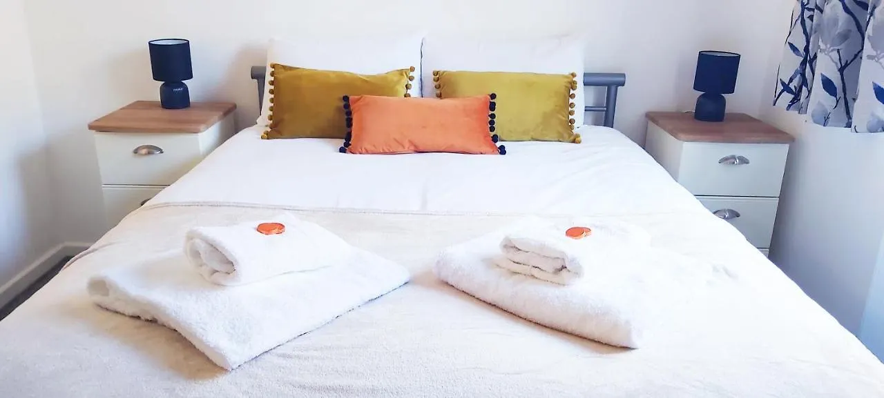Modern, Well Located En-Suite Rooms With Parking - Orbitat Accommodations Cambridge Gasthuis