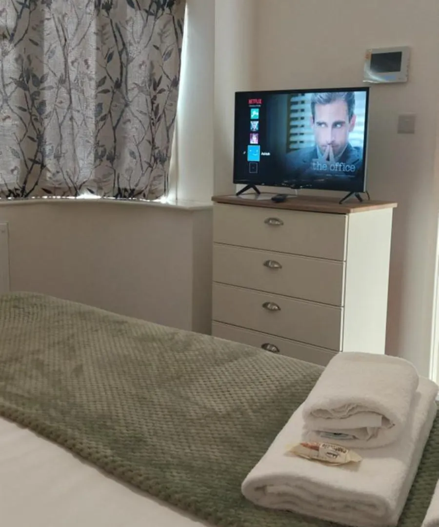 Modern, Well Located En-Suite Rooms With Parking - Orbitat Accommodations Cambridge 0*,